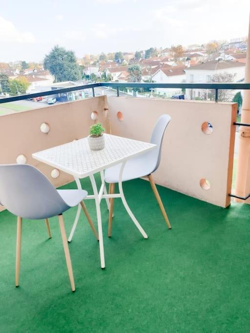 Cosy Mure 4Ch - Stationnement Gratuit Pau Exterior photo